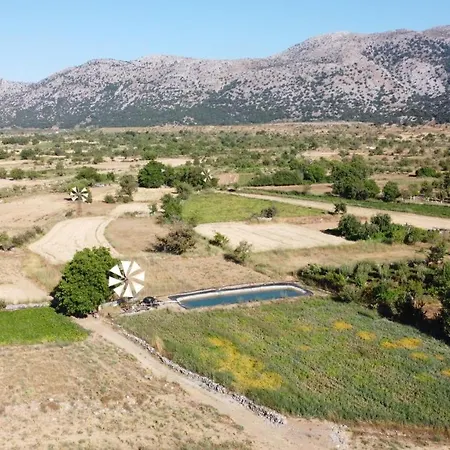 بيت ضيافة Maison Kronio Lassithi Plateau *